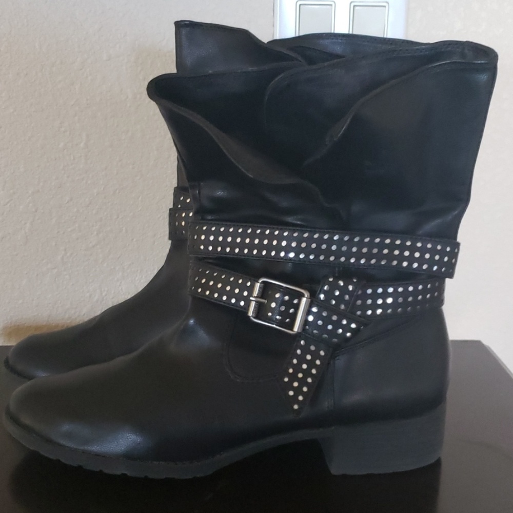 VERA WANG Boots
